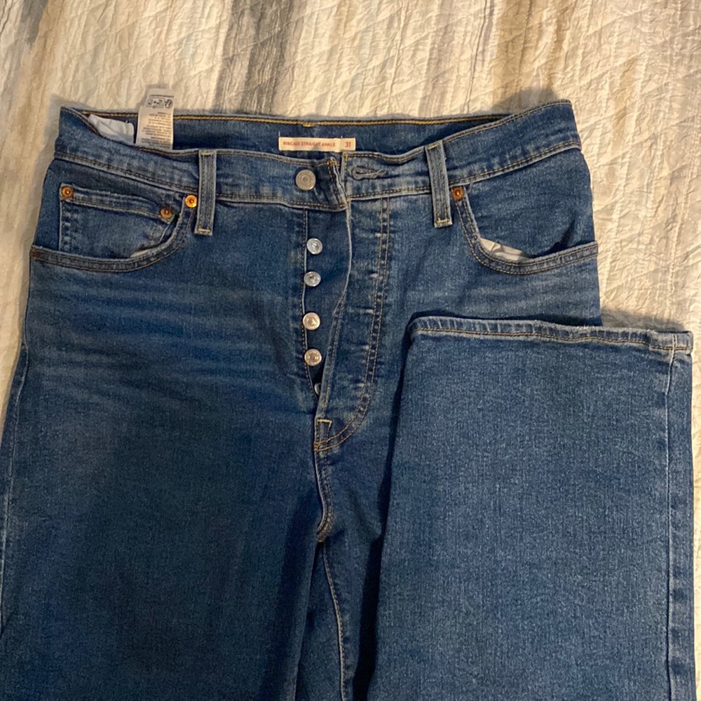 Levi’s Straight rib cage ankle jeans